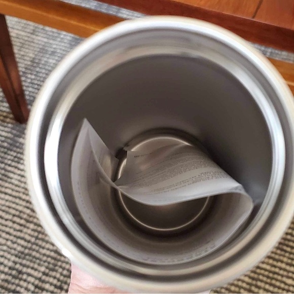 Starbucks 2023 Manuela Guillen White Glitter Stainless Grande Tumbler 16oz - Picture 2 of 5